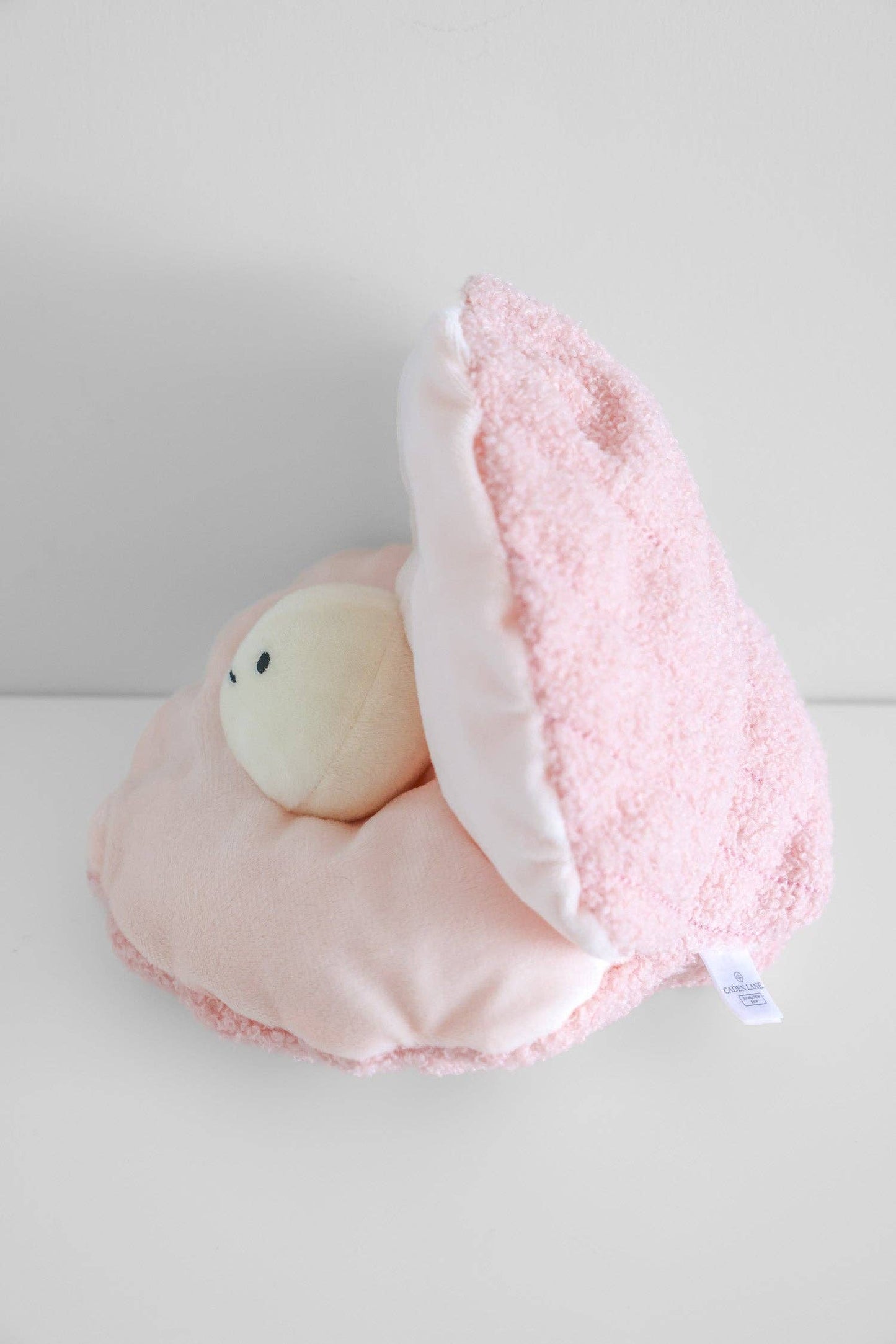 Cuddle Plush Friends | Pearl