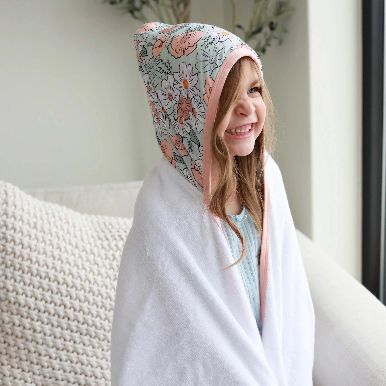Kids Bamboo Hooded Towels: Purple Floral