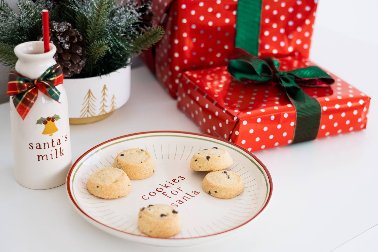 Santa Christmas Cookie Plate & Milk Jug